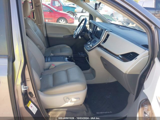 5TDYK3DC4FS592947 Toyota Sienna Xle 8 Passenger