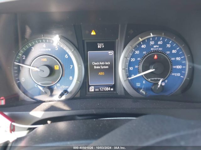5TDYK3DC4FS592947 Toyota Sienna Xle 8 Passenger