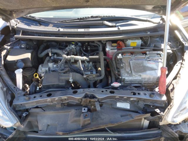 JTDKDTB31F1114999 Toyota Prius C Four