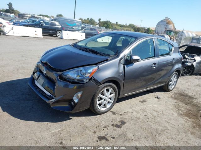 JTDKDTB31F1114999 Toyota Prius C Four