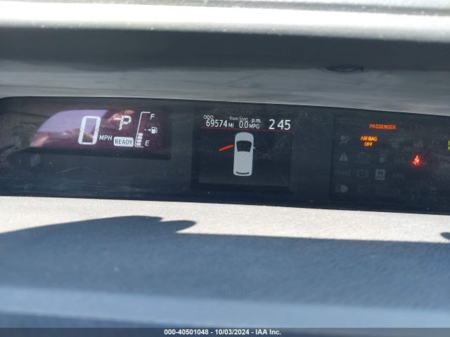 JTDKDTB31F1114999 Toyota Prius C Four