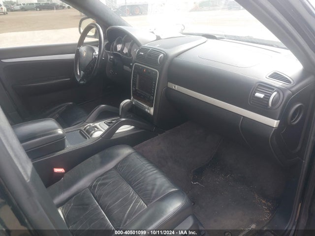 2005 PORSCHE CAYENNE WP1AC29P45LA91771 Photo 4