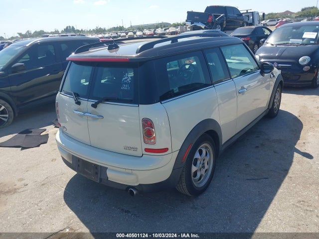 2013 MINI CLUBMAN WMWZF3C54DT490233 Photo 3