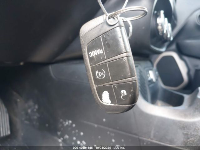 ZACCJABTXGPC57632 Jeep Renegade Latitude