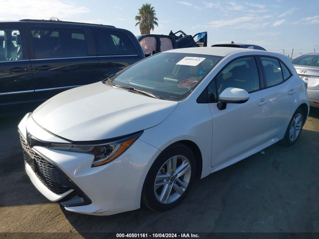 Toyota COROLLA SE 2021 JTND4MBE5M3111276 Image 2