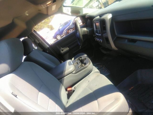 1C6RR6KGXJS299911 RAM 1500 Express  4x2 5'7 Box