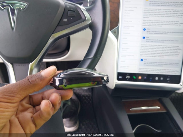 2016 TESLA MODEL X 5YJXCBE48GF000272 Photo 10