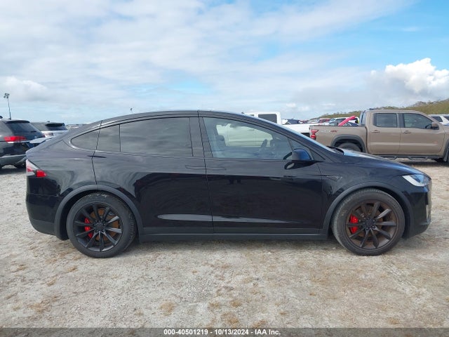 Tesla Model X 75d/p100d/p90d 2016 5YJXCBE48GF000272 Image 13