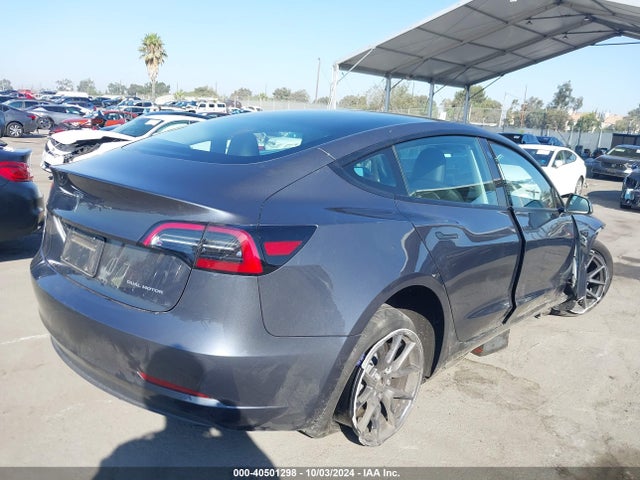 2023 TESLA MODEL 3 5YJ3E1EB0PF684252 Photo 3