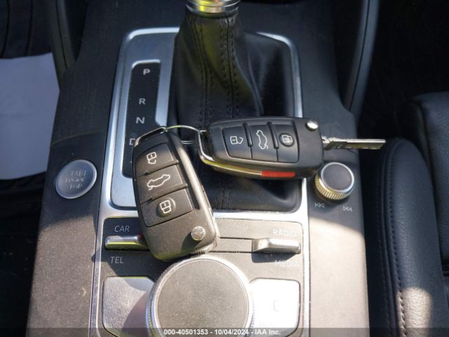 WAUUPBFF9JA089693 Audi A3 E-tron 1.4t Premium