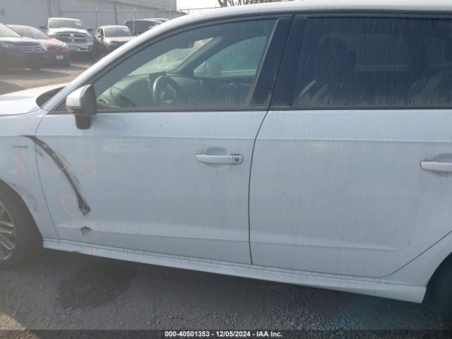 WAUUPBFF9JA089693 Audi A3 E-tron 1.4t Premium