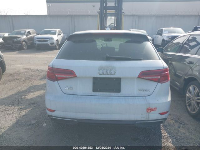 WAUUPBFF9JA089693 Audi A3 E-tron 1.4t Premium