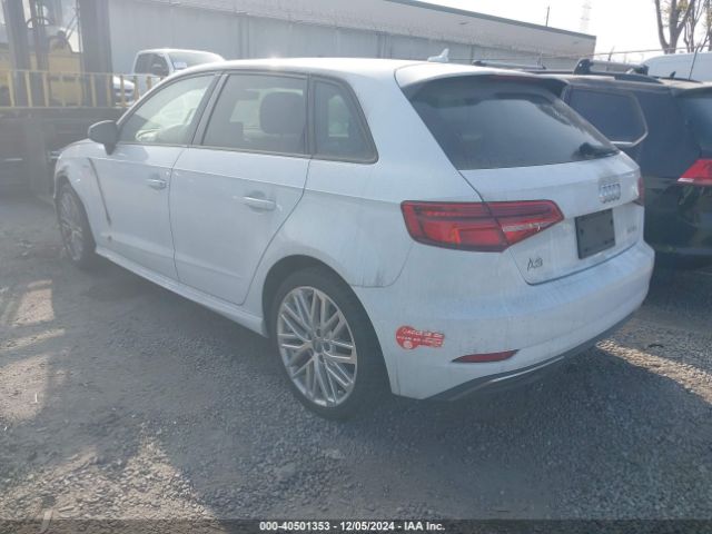 WAUUPBFF9JA089693 Audi A3 E-tron 1.4t Premium