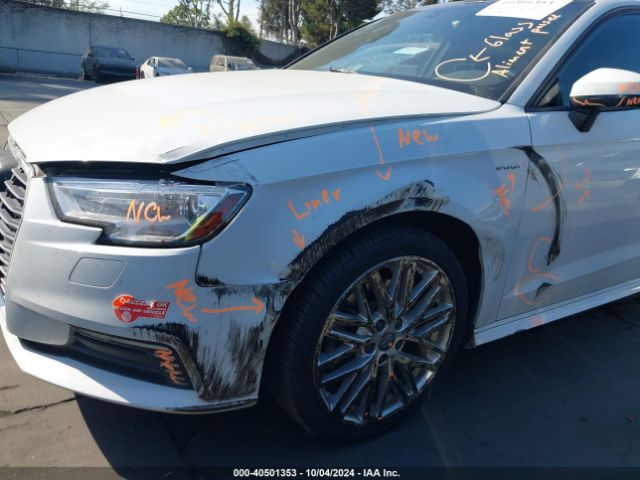 WAUUPBFF9JA089693 Audi A3 E-tron 1.4t Premium