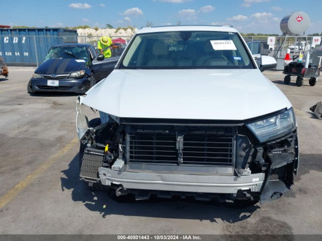 WA1VAAF72JD023278 Audi Q7 3.0t Premium