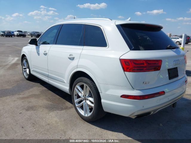 WA1VAAF72JD023278 Audi Q7 3.0t Premium
