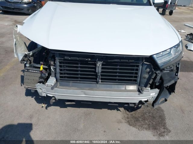 WA1VAAF72JD023278 Audi Q7 3.0t Premium