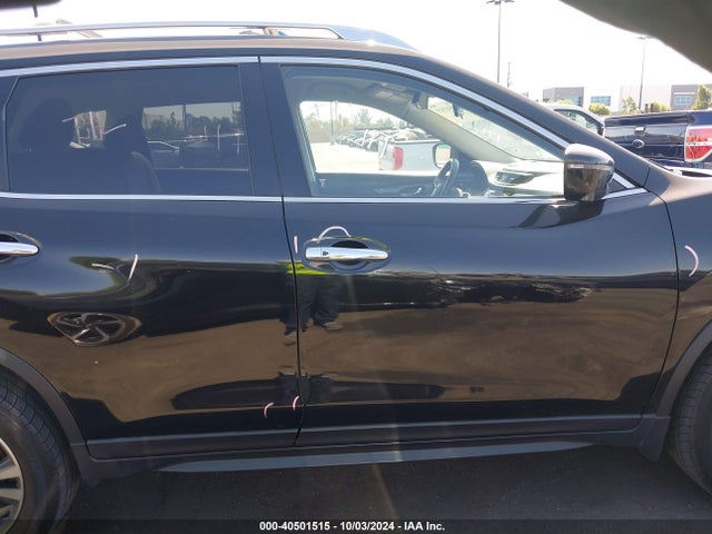 Nissan ROGUE SV 2019 JN8AT2MT4KW264189 Image 13