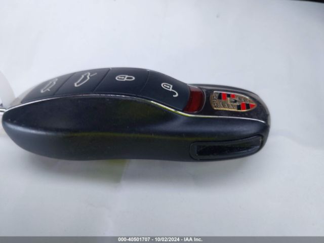 WP0CB2A81KS228734 Porsche 718 Boxster S