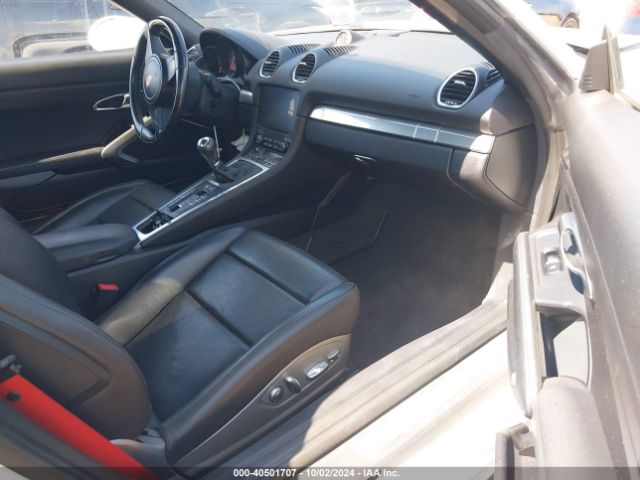 WP0CB2A81KS228734 Porsche 718 Boxster S