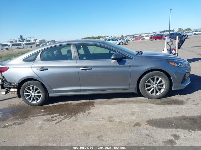 Hyundai SONATA SE 2019 5NPE24AF8KH762623 Image 13