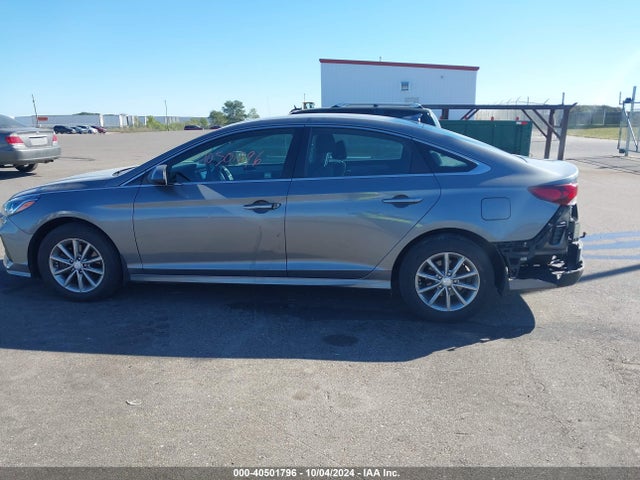 Hyundai SONATA SE 2019 5NPE24AF8KH762623 Image 14