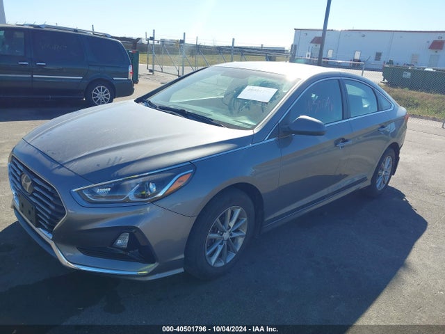 Hyundai SONATA SE 2019 5NPE24AF8KH762623 Image 2