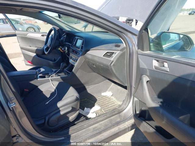 Hyundai SONATA SE 2019 5NPE24AF8KH762623 Image 5