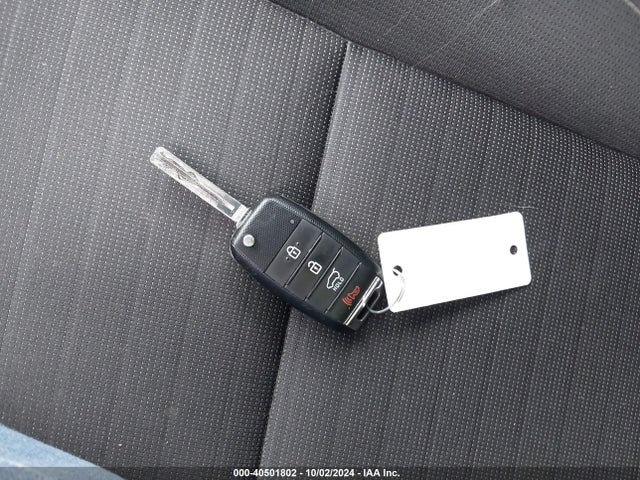 KNDPMCAC4L7632573 KIA Sportage Lx