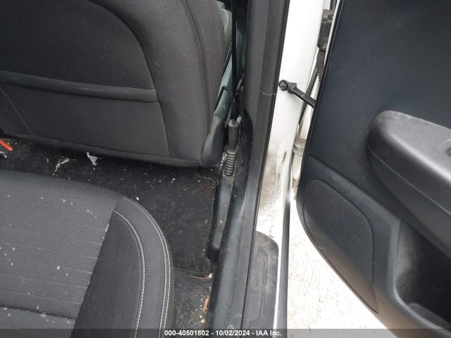 KNDPMCAC4L7632573 KIA Sportage Lx