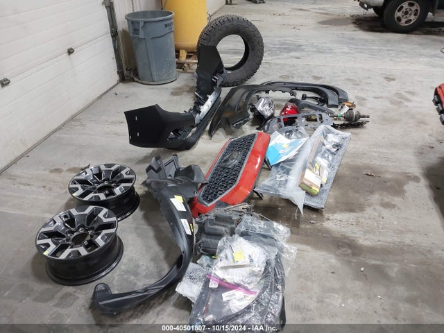 3TMDZ5BN0JM043569 Toyota Tacoma Trd Off Road