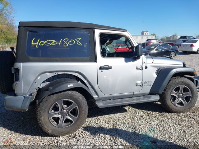 1C4GJXAN9JW225692 Jeep Wrangler Sport S 4x4