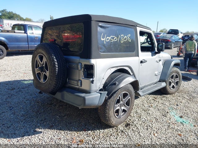 1C4GJXAN9JW225692 Jeep Wrangler Sport S 4x4