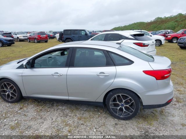 1FADP3H2XJL319514 Ford FOCUS SEL