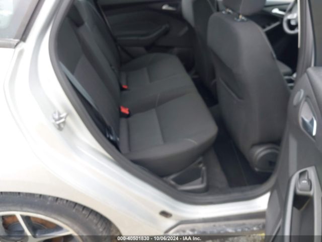 1FADP3H2XJL319514 Ford FOCUS SEL