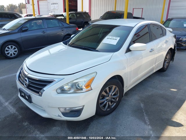 Nissan Altima 2.5 S 2015 1N4AL3APXFN918283 Image 2