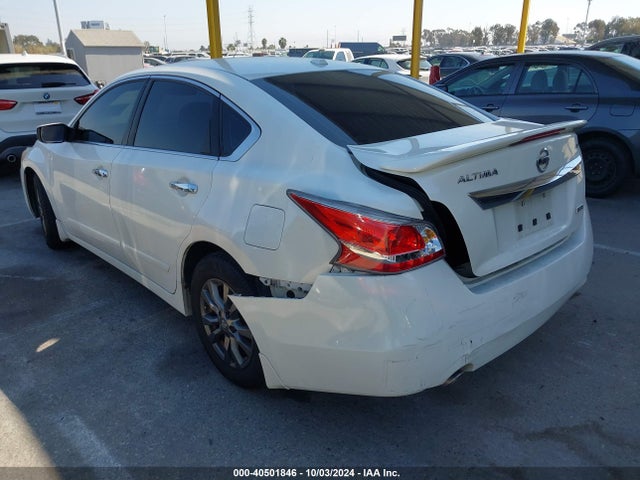 Nissan Altima 2.5 S 2015 1N4AL3APXFN918283 Image 3