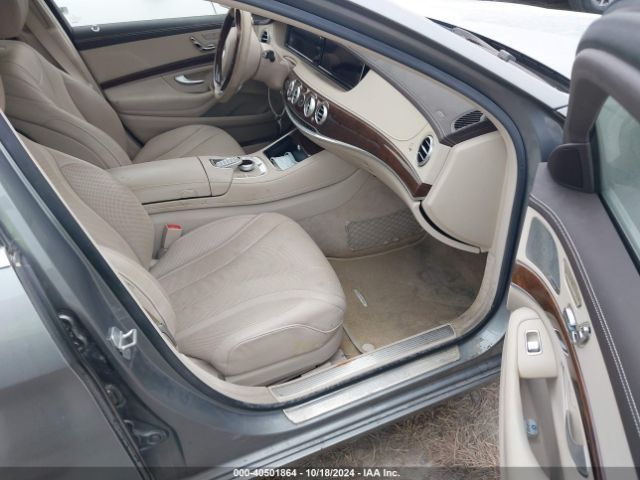WDDUG8CB0EA051045 Mercedes-Benz S 550