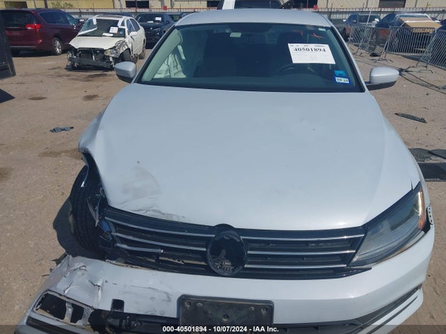 3VW2B7AJ7HM397702 Volkswagen Jetta 1.4t S