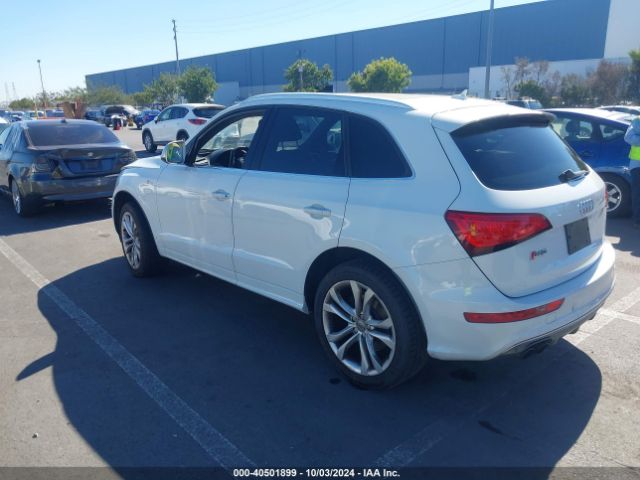 WA1CGAFP0FA090475 Audi Sq5 3.0t Premium Plus