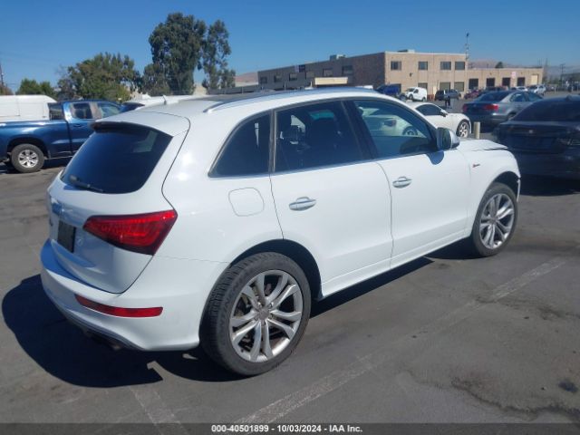 WA1CGAFP0FA090475 Audi Sq5 3.0t Premium Plus