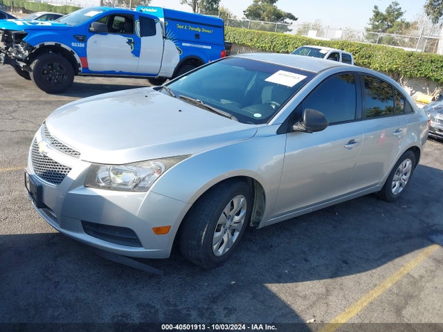 Chevrolet Cruze Ls Manual 2014 1G1PB5SG6E7362129 Image 2
