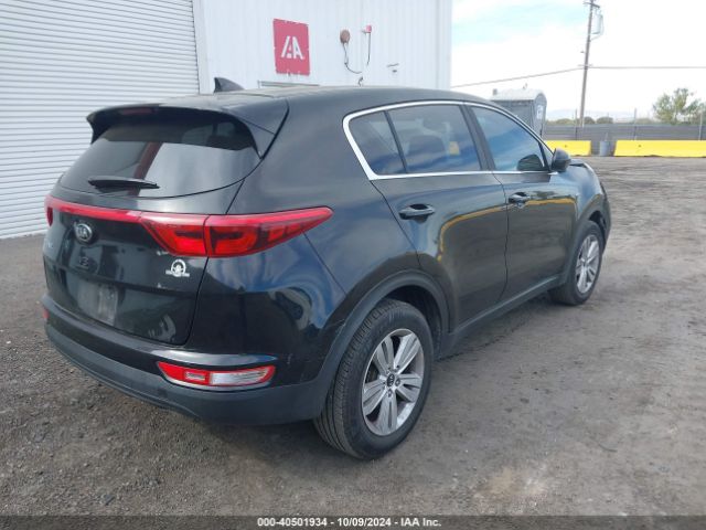 KNDPMCAC5H7123812 KIA Sportage Lx