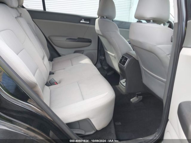 KNDPMCAC5H7123812 KIA Sportage Lx
