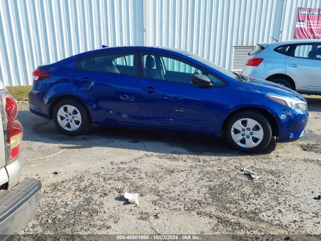 KIA FORTE LX 2017 3KPFK4A71HE042025 Image 13