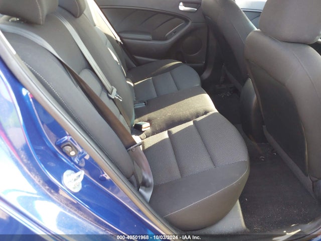 KIA FORTE LX 2017 3KPFK4A71HE042025 Image 8