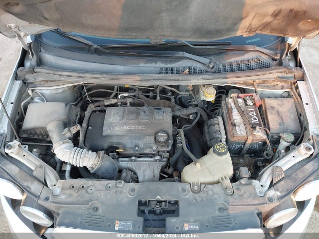Chevrolet Sonic Rs Auto 2015 1G1JG5SB4F4179343 Image 10