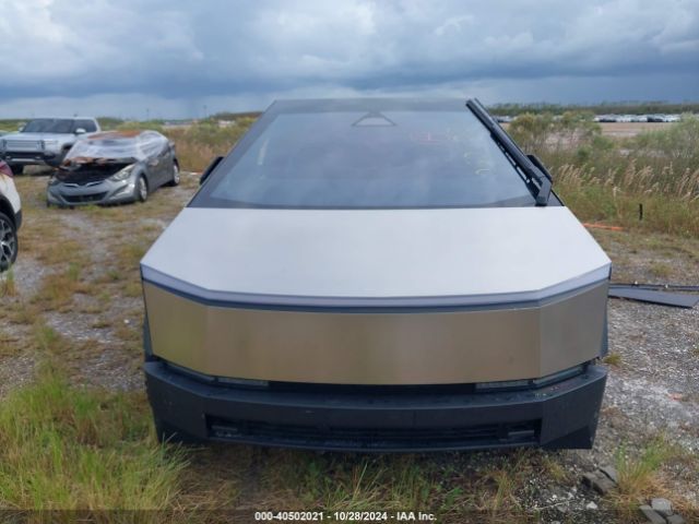 7G2CEHED2RA006142 Tesla Cybertruck All-wheel Drive