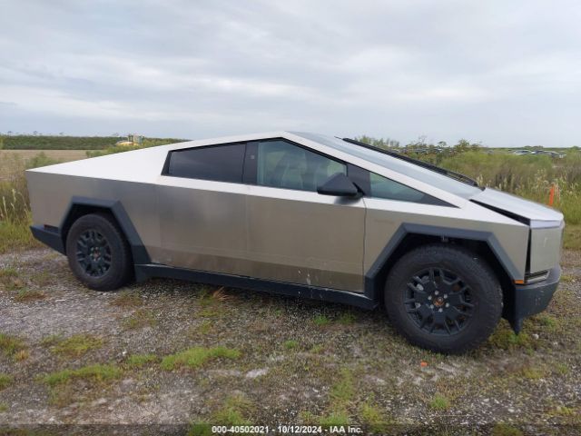 7G2CEHED2RA006142 Tesla Cybertruck All-wheel Drive