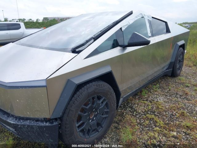 7G2CEHED2RA006142 Tesla Cybertruck All-wheel Drive